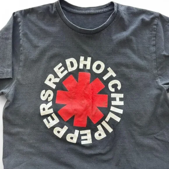 Men's Black Red Hot Chili Peppers Band T-shirt - Picture 2 of 4